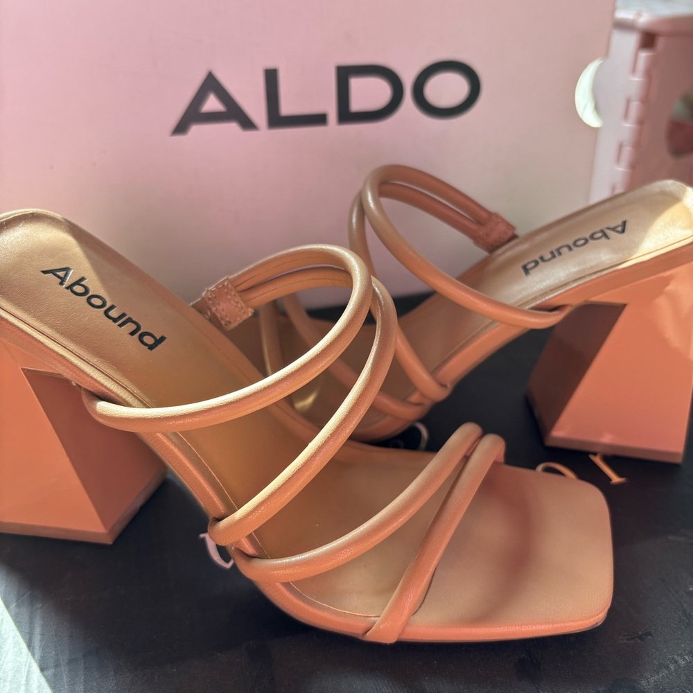 Abound Tan Heels